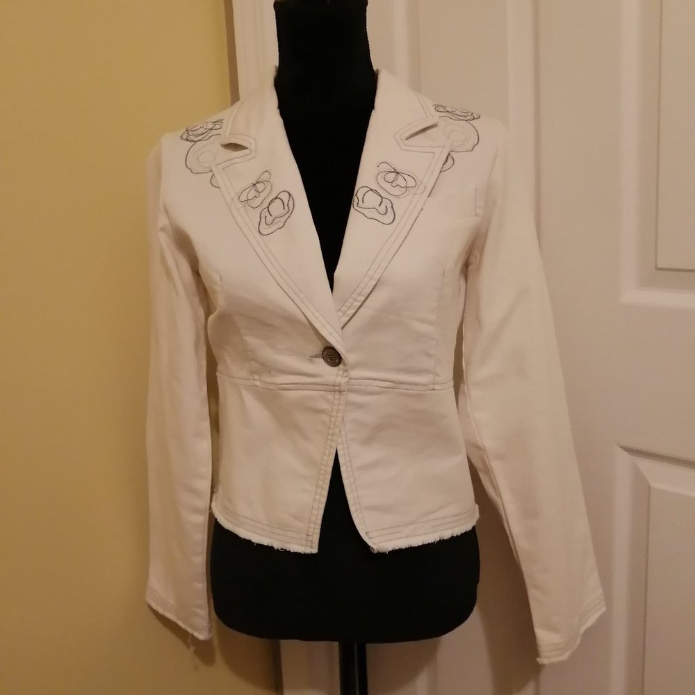 White Denim Jacket, Blazer Style, Flower Stitching